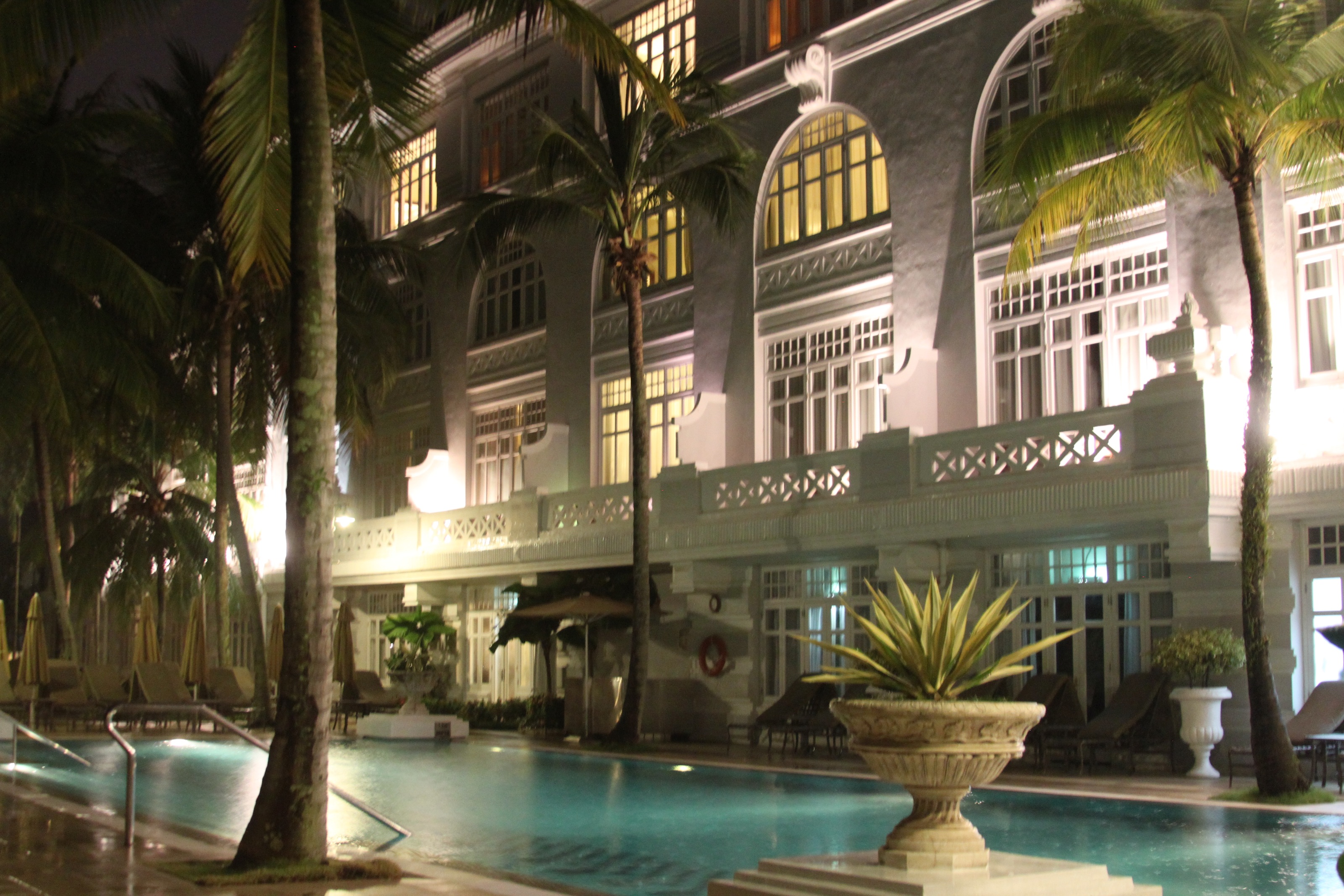 penang-eastern-oriental-pool-patio-malaysia[1]